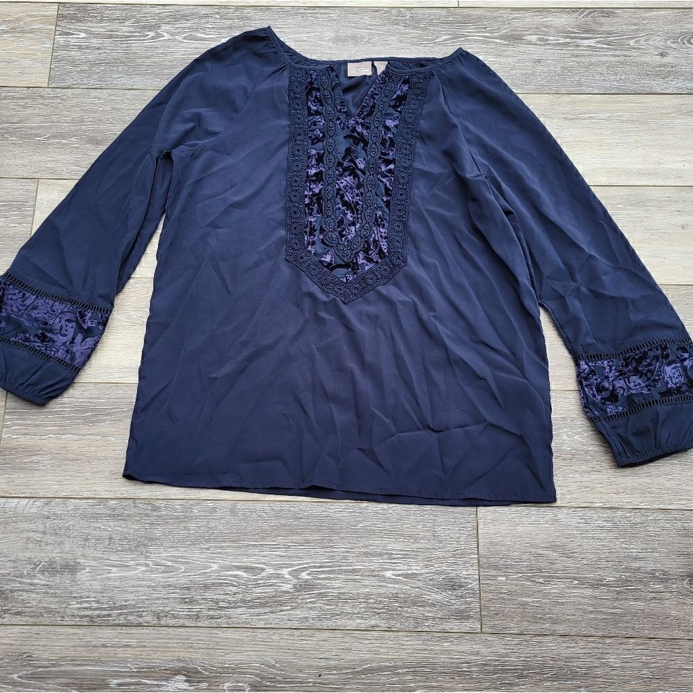 Chico’s blouse size 1 with velvet details on it dk blue